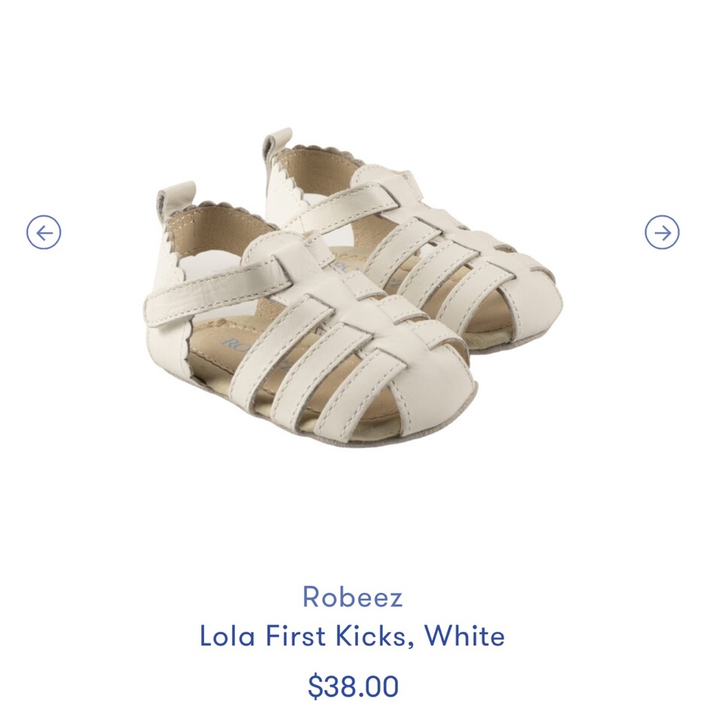 Like New w/ Box Robeez First Kicks White Sandals 6-9 months
